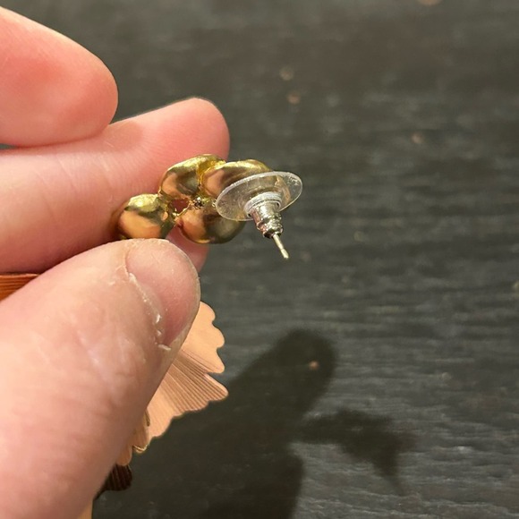 Allie Beads Hanging Earrings Peach Floral Design with Posts 2.5 inches - Picture 3 of 4